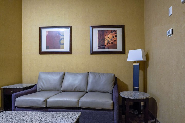 Room 21 of 52
