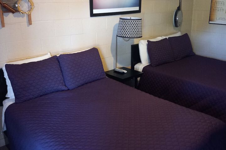 Room 15 of 25