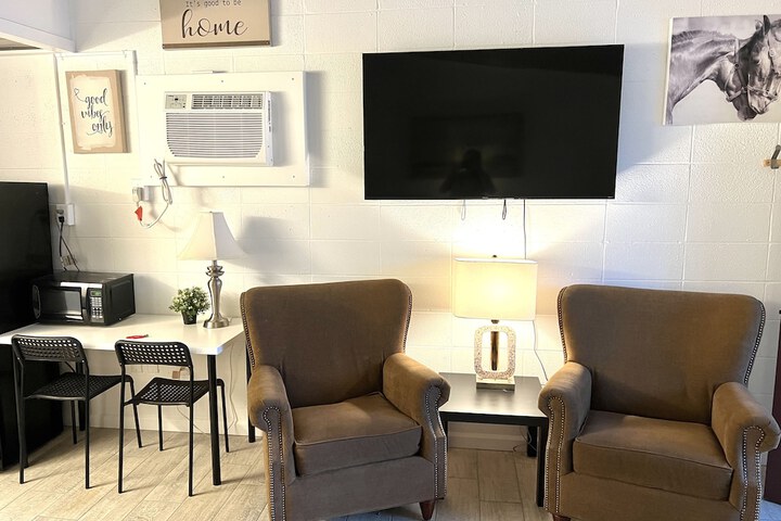 Room 7 of 26