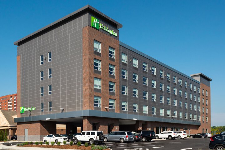 Hotel 8 of 45