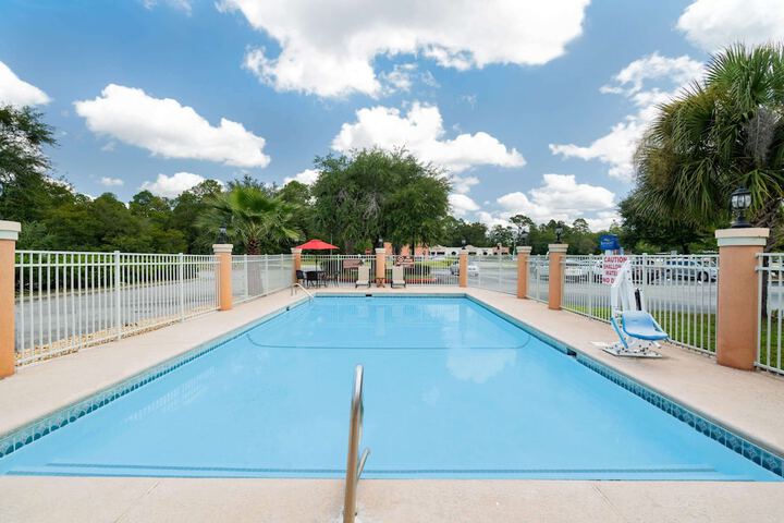 Pool 5 of 70