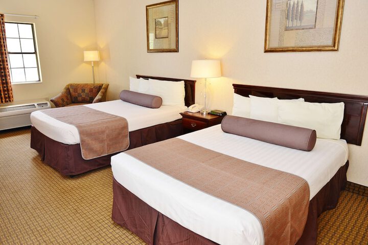 Room 10 of 22