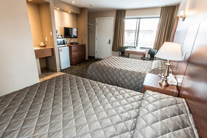 Room 26 of 75