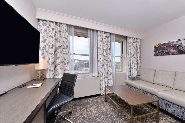 DoubleTree by Hilton Utica