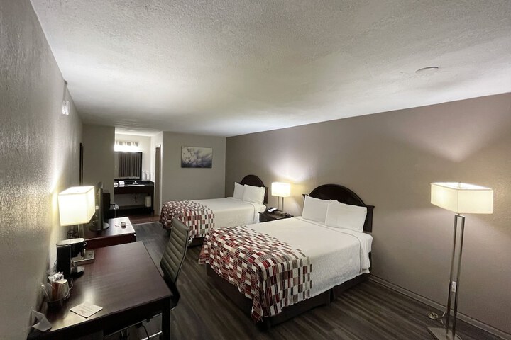 Room 19 of 24