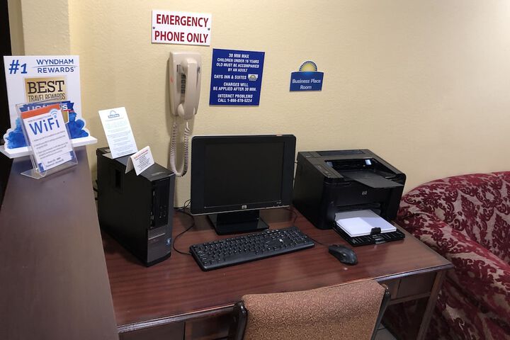 Business Center 29 of 29