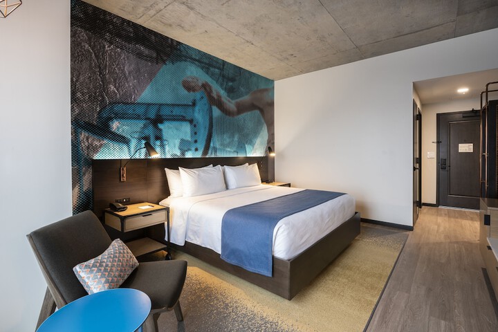 Hotel Indigo Tulsa DWTN-Entertainment Area by IHG