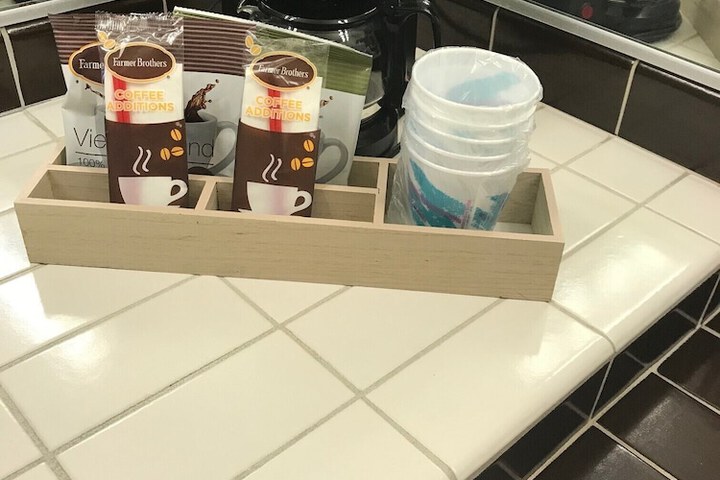 Breakfast/Coffee Service 132 of 176