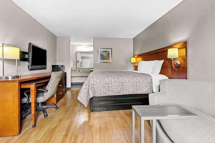 Room 30 of 31