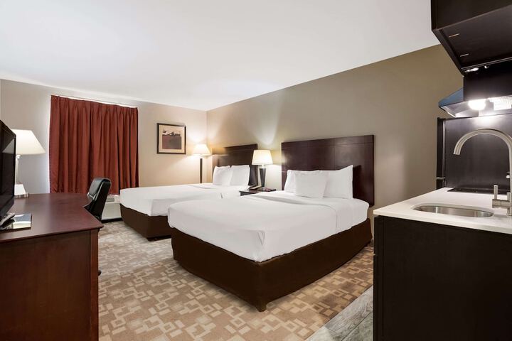 Room 18 of 30