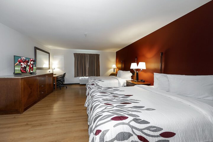 Room 35 of 43