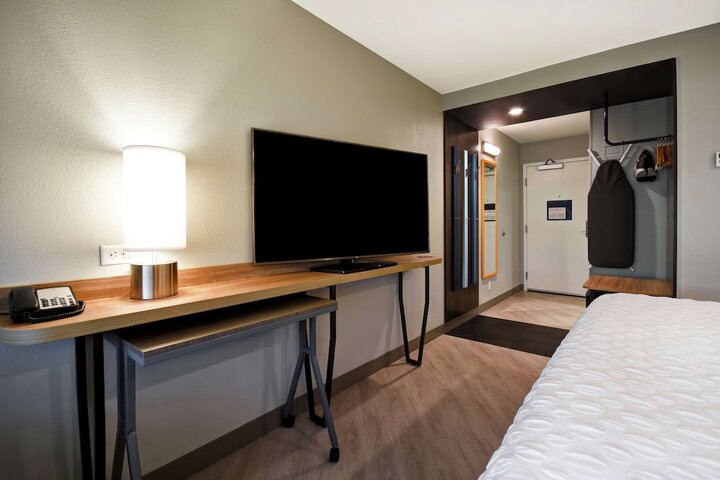 Tru by Hilton Smyrna Nashville