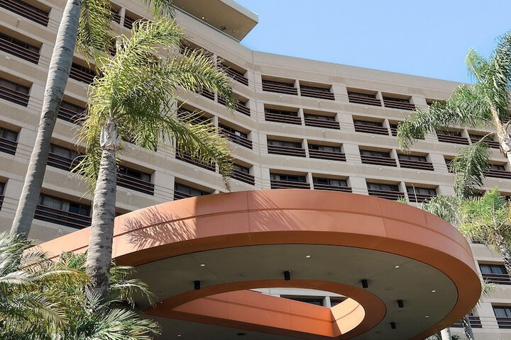 Hotel 8 of 106