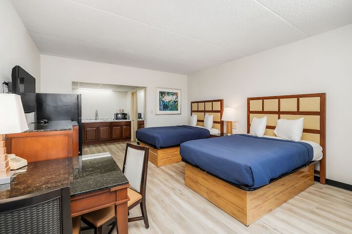 Room 33 of 38
