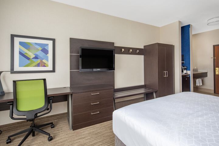 Room 34 of 55