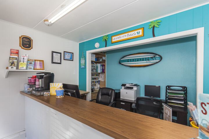 Esplanade Suites a Sundance Vacations Property