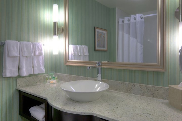 Holiday Inn Hotel & Suites Saskatoon Downtown by IHG