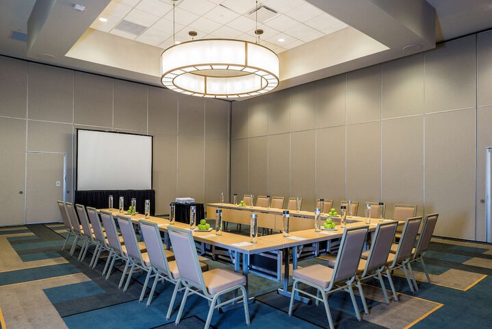 DoubleTree by Hilton Pittsburgh - Cranberry