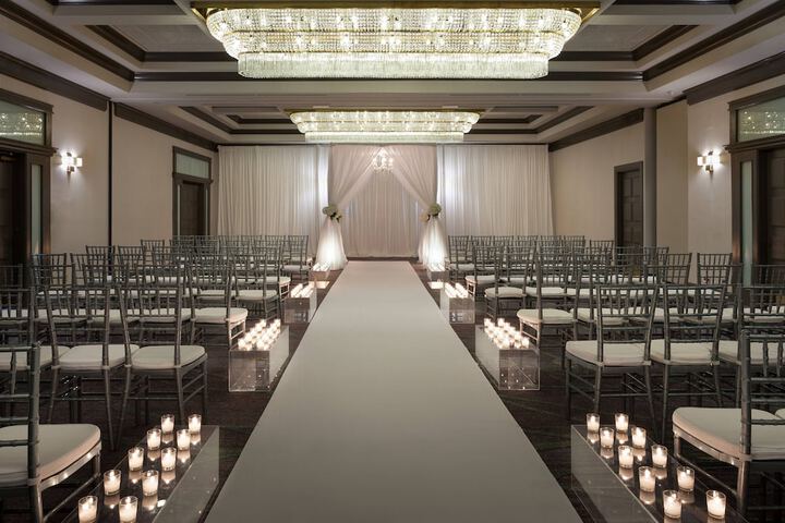 Ballroom/Hall 74 of 85