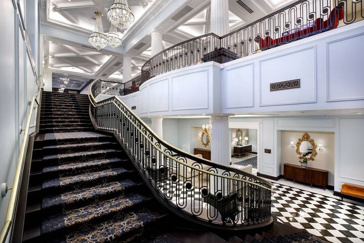 Hotel Carmichael Autograph Collection