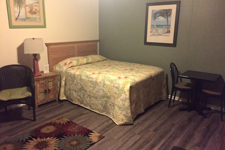 Room 30 of 98
