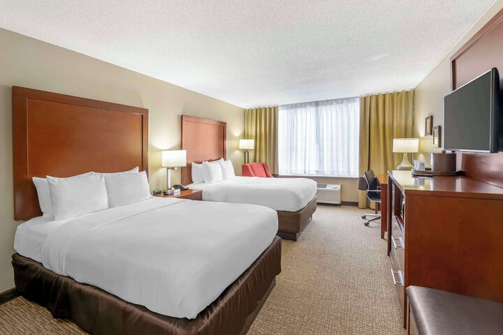 Room 54 of 80