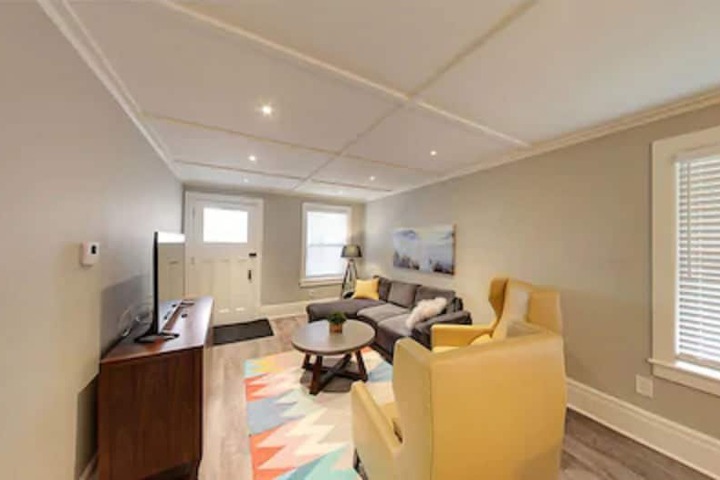 Room 14 of 27