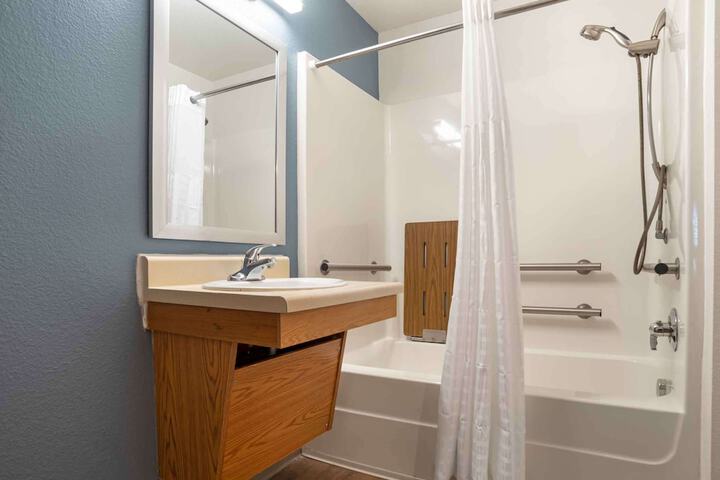 Extended Stay America Select Suites - Orlando - Sanford - Airport