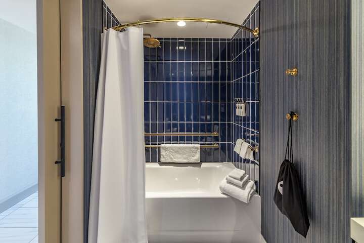 Room 20 of 70
