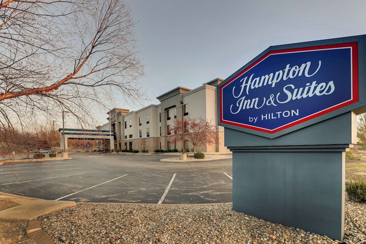 Hotel 9 of 77