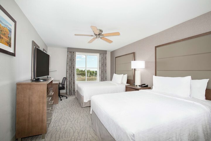 Room 21 of 34