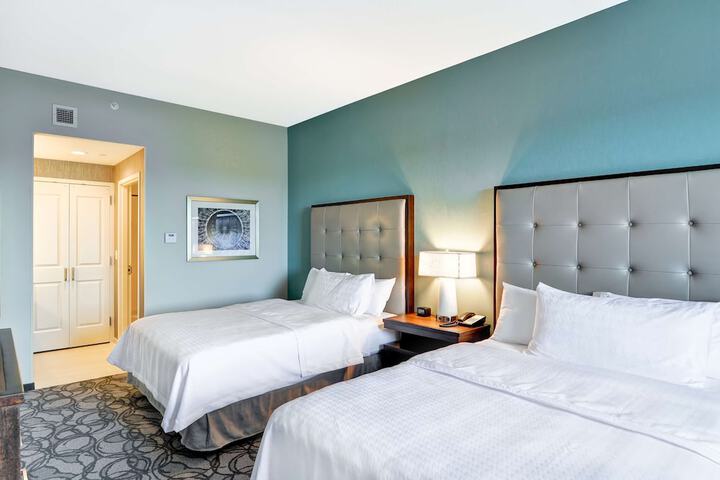 Room 16 of 44