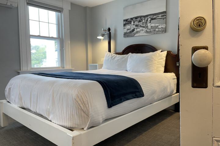 Emerson Inn