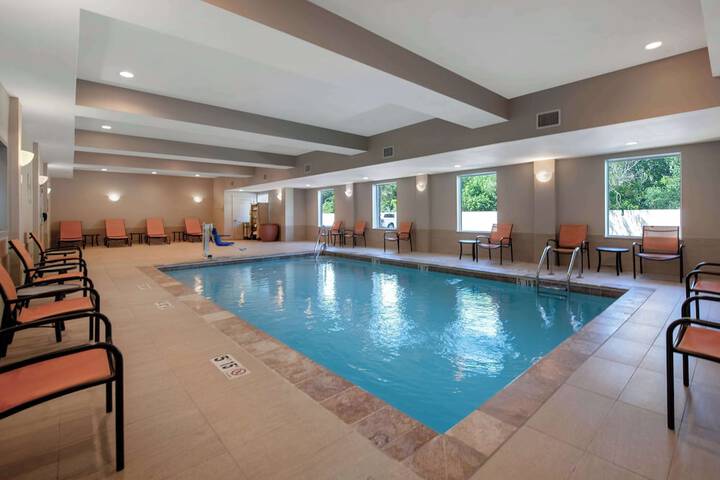 Pool 6 of 42