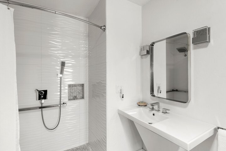 Room 41 of 115