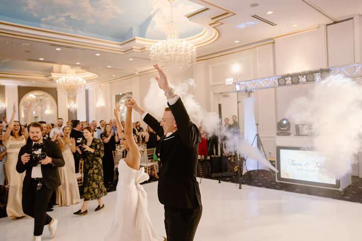 Ballroom/Hall 53 of 57