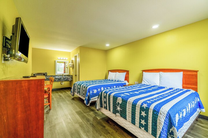 Regency Inn by OYO Rockdale TX