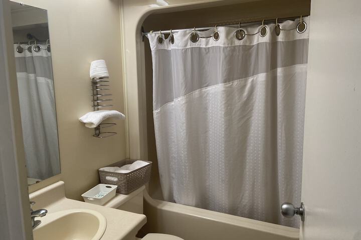 Room 14 of 17