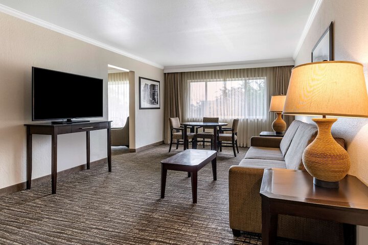 Room 20 of 34