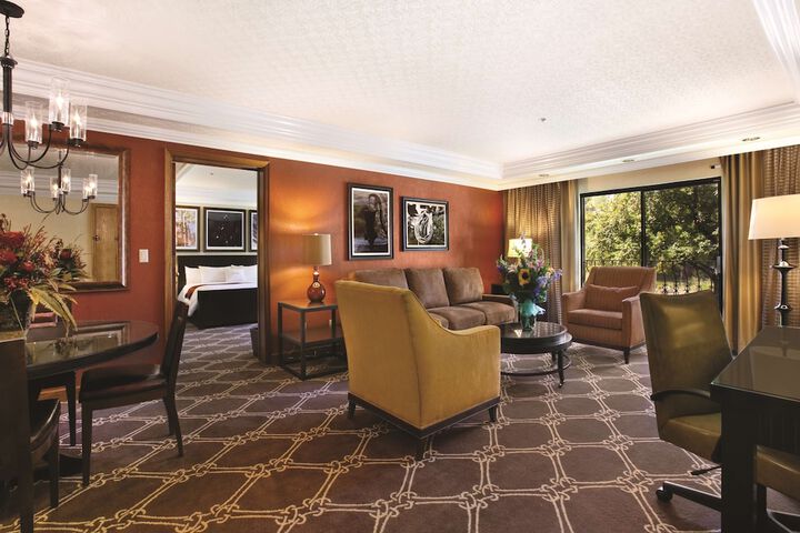 Room 32 of 55