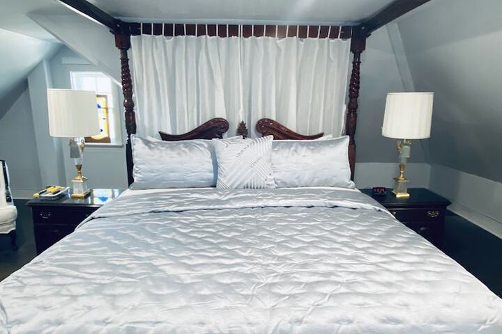 Room 44 of 88