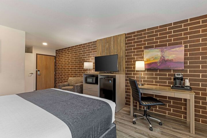 Best Western Plus Waterloo & Cedar Falls