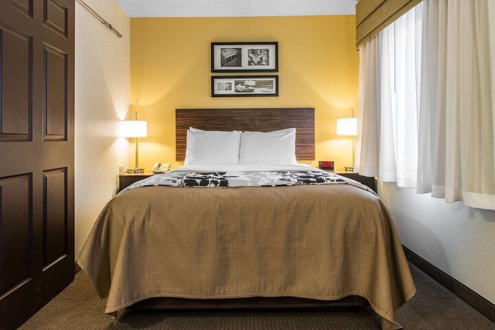 Room 7 of 29