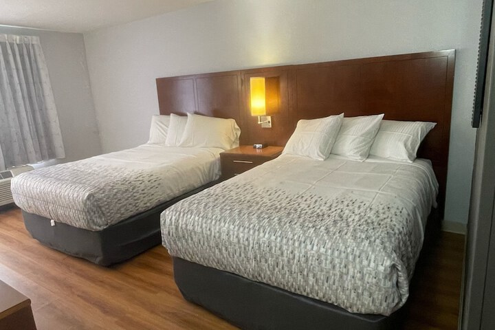 Room 27 of 58