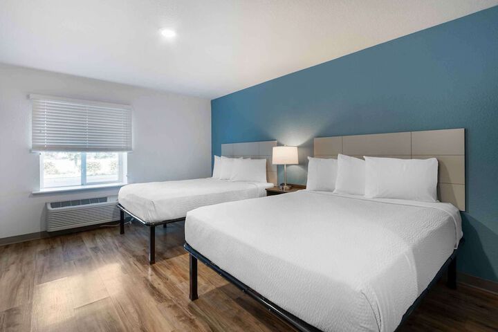 Room 17 of 24