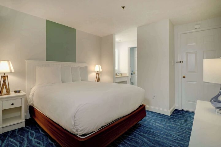 Room 78 of 131