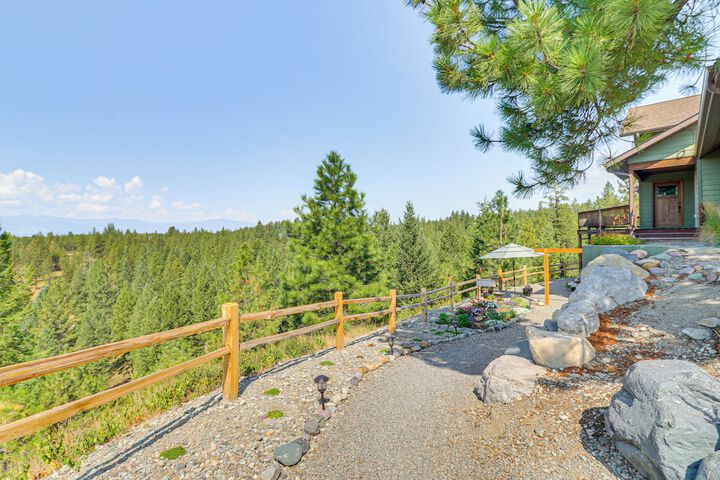Cozy Eureka Getaway - Hike Bike, Hunt & Fish!