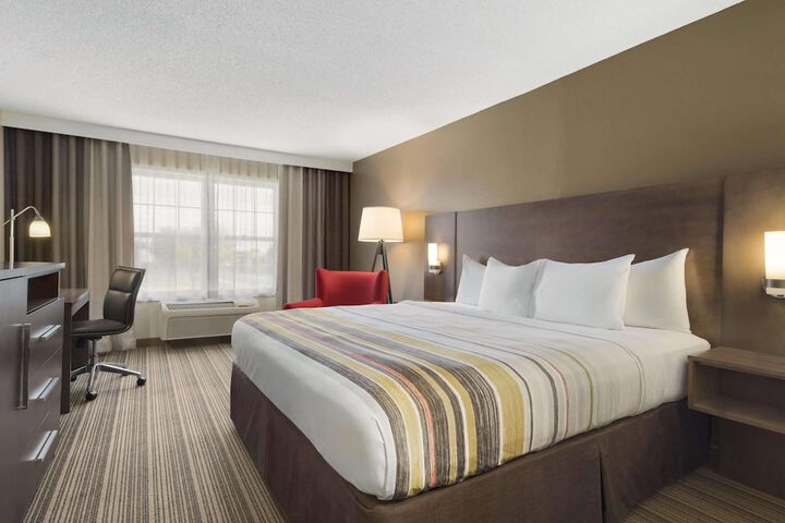 Country Inn & Suites by Radisson Ankeny - Des Moines