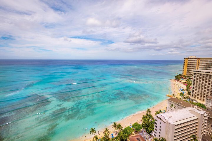 Hyatt Regency Waikiki Beach Resort & Spa