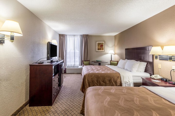 Hotel 2 of 40
